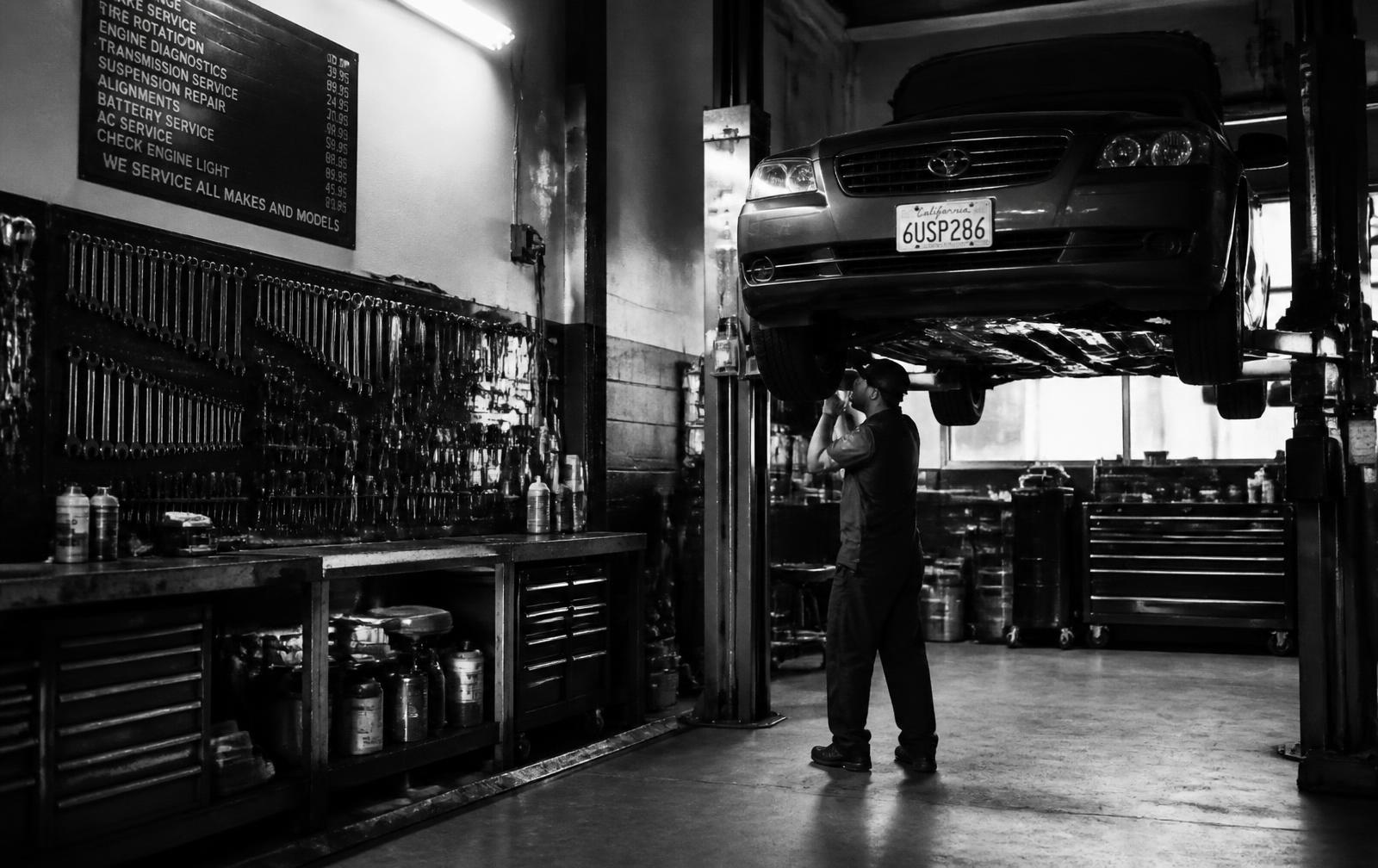 Editorial photograph representing auto repair shops